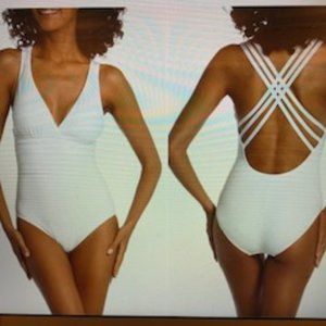 La Blanca Cross Back One-Piece Swimsuit
